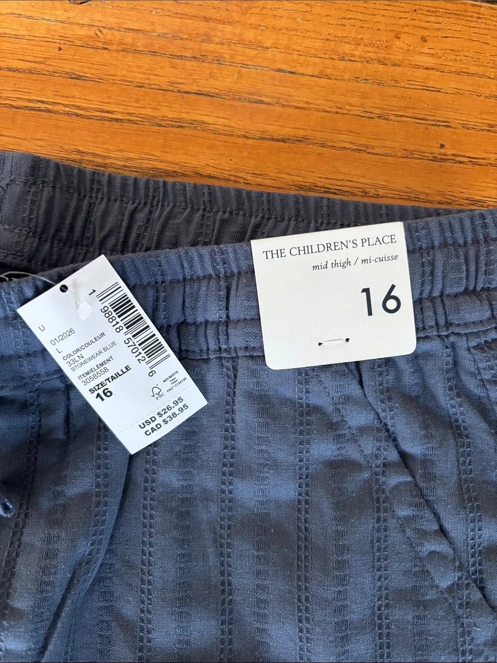 The Children's Place Navy Textured Pull-On Shorts. Large or size 16